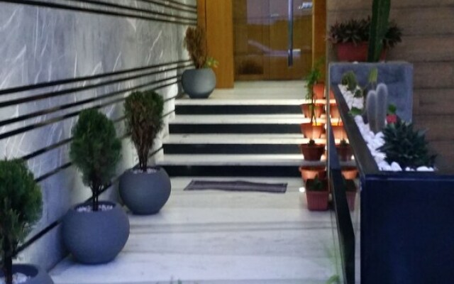 Golden Ashraf Apartment