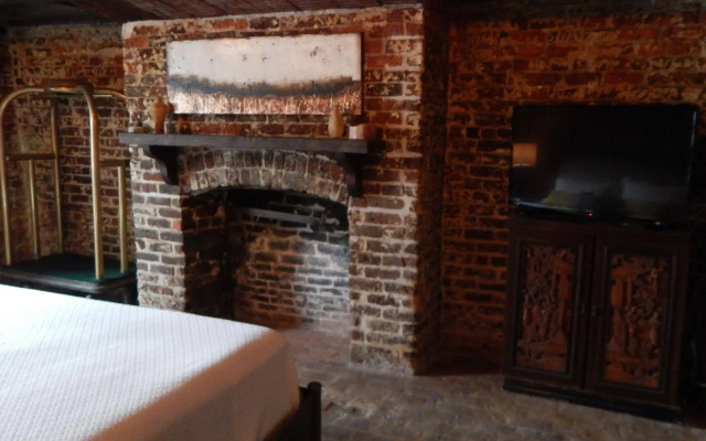 The DuLinn on York