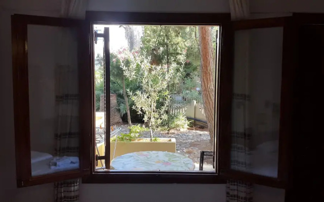 Stelios Rooms