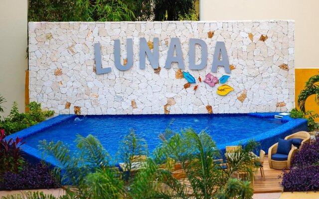 Lunada
