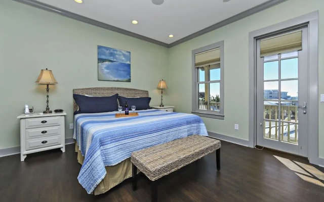 Sunset Beach Unit 2 - 3 Br Home