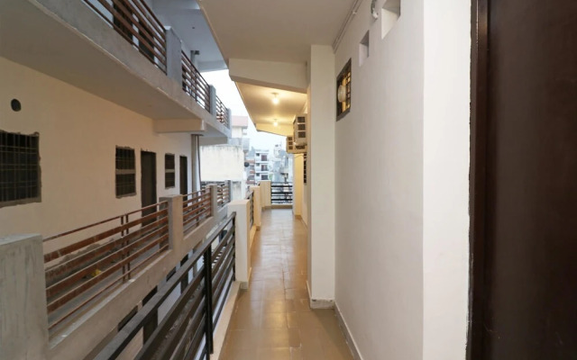 OYO Flagship 26898 Galleria