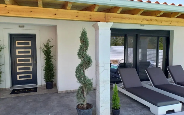 Diamond Luxury Villa Corfu 6 Bedroom Luxury Villa