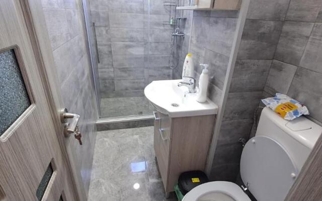 Apartament Bratu strada Rozelor Etaj 3