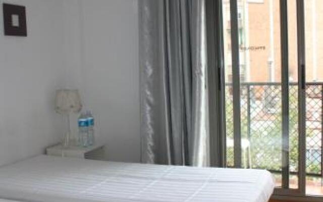 Sagrada Familia III Apartment by Friendly Rentals