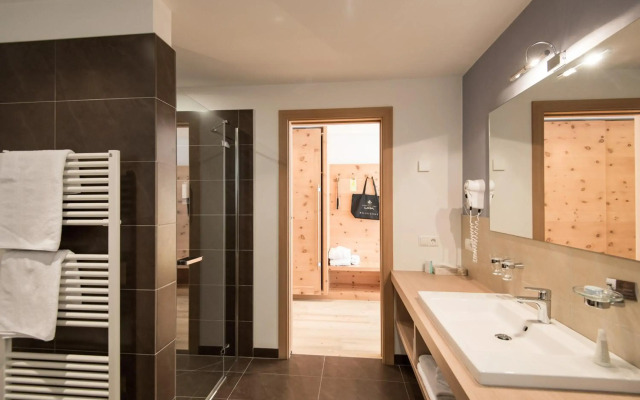 Alpine Hotel Ciasa Lara