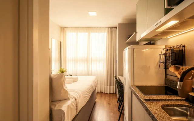 Easy Life Campos Salles by Xtay