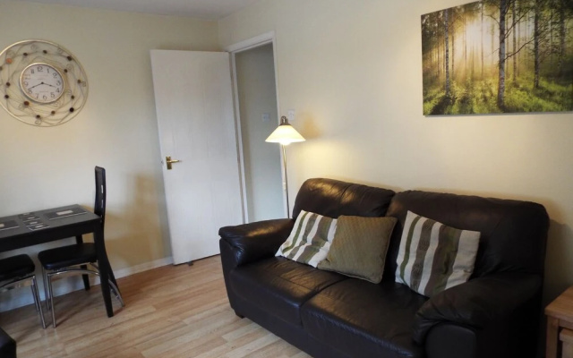 Edinburgh Palace Apartment