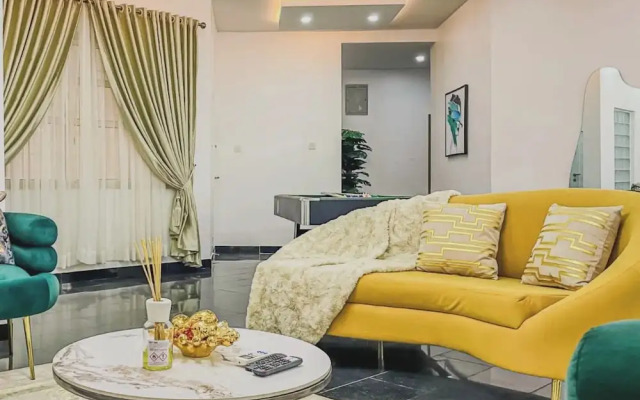 The Bond Apartment