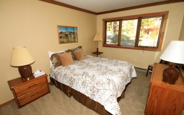 Mountainback #37, Den - 2 Br Condo