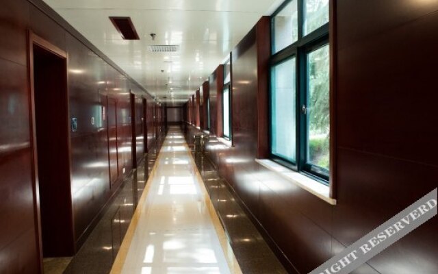 Yuncheng Hotel