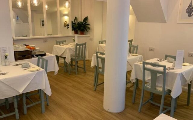 The Claremont Hotel - Adult Only