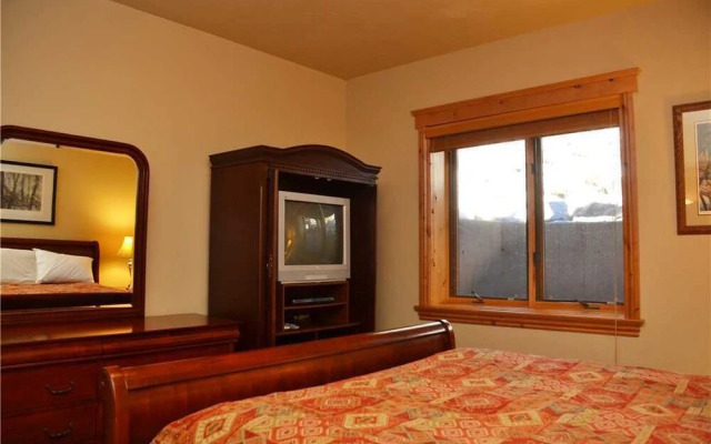 Placer Ridge Townhomes Unit 512 by RedAwning