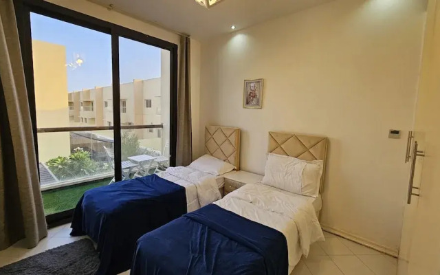 Dubai's Hidden Gem, Villa With Private Pool