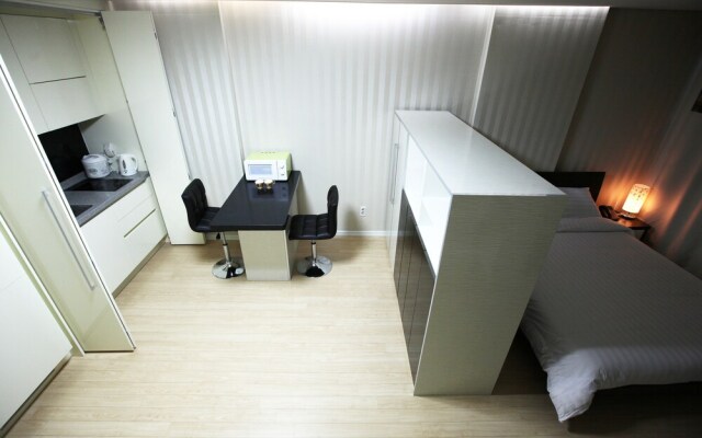 Stay and Home Residence