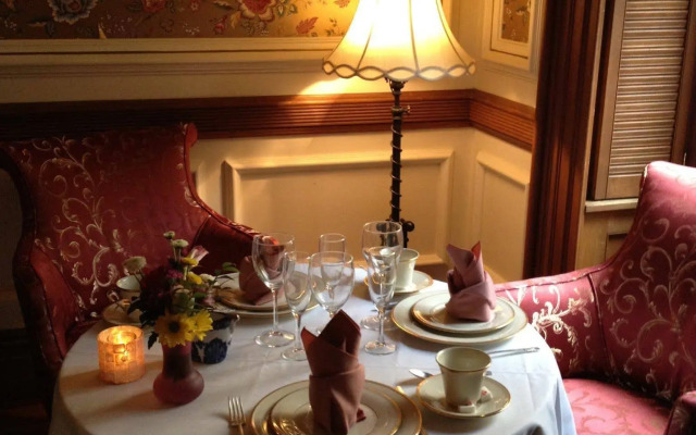 The Inn at Irving Place