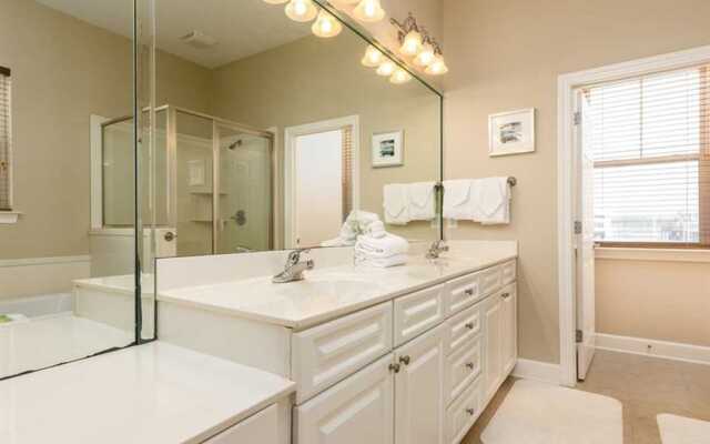 Windswept by Meyer Vacation Rentals