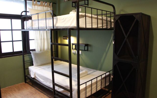 Niras Bankoc Cultural Hostel