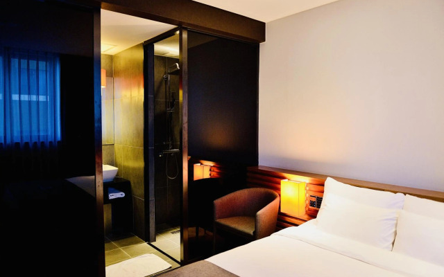 Golden Business Hotel