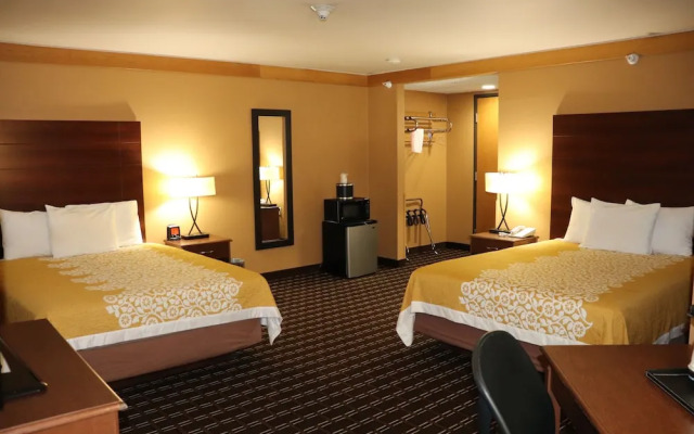 Prairie Inn and Suites Holmen/La Cross