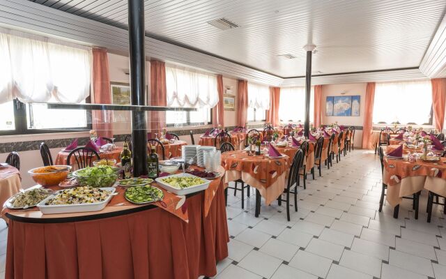 Hotel Eden