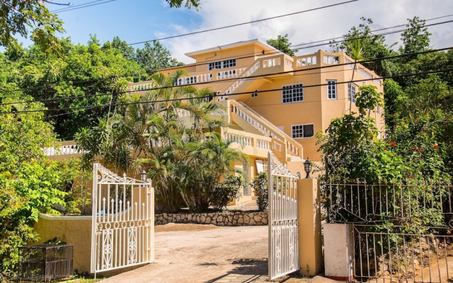 Villa El Shaddai