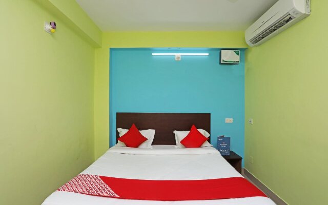 OYO 26496 Hotel Sands Bay