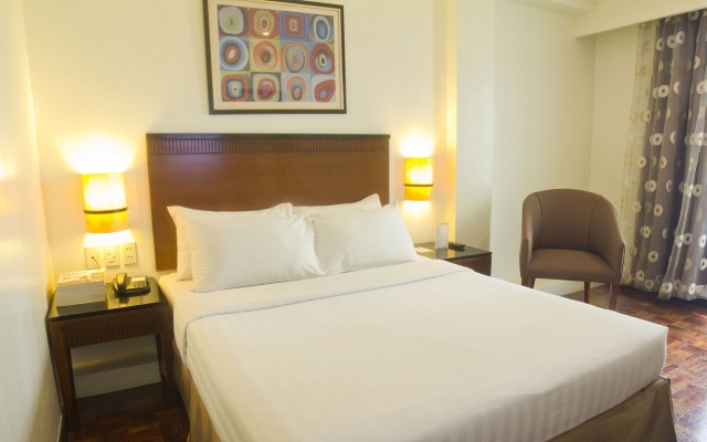 Fersal Hotel Neptune Makati