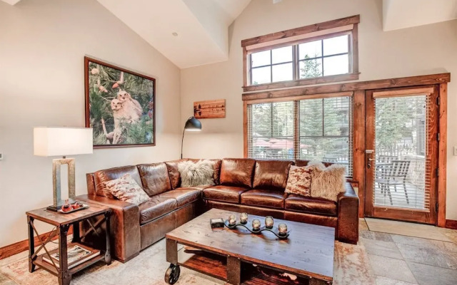 Ski-in 2 Bedroom Townhome at Mountain Thunder