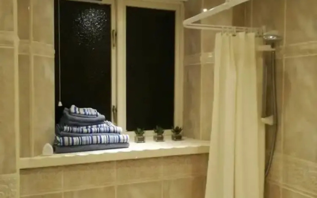 Spacious Luxury 2 Double Bedroom Flat in Newcastle