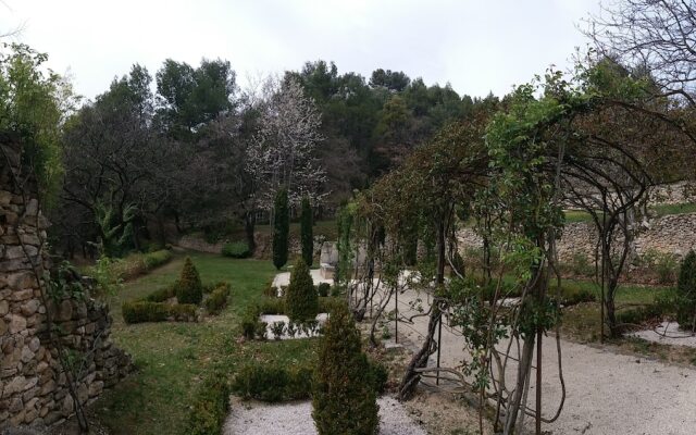 Luberon's Hidden Gem