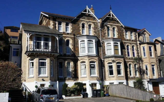 The Earlsdale