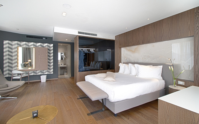 Maritim Hotel Plaza Tirana - Image 3