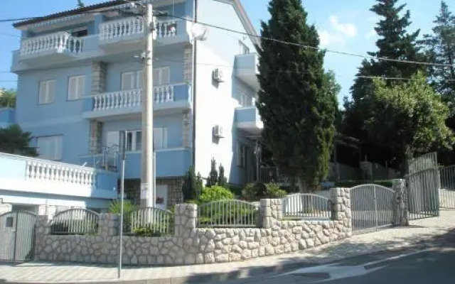 Oli - R6(2) in Crikvenica