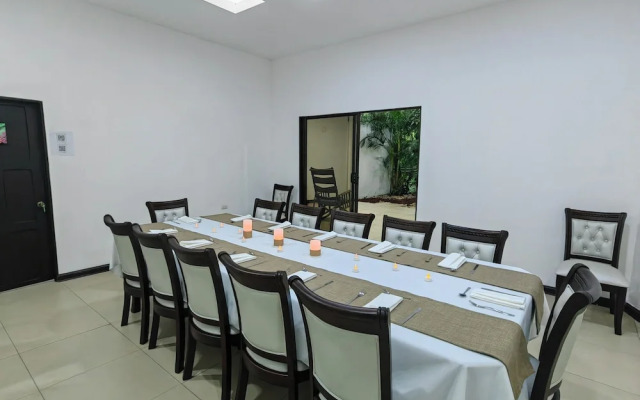 Hotel Boutique CasAguacate