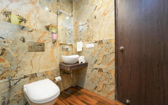 Hotel Glenroy By DLS Hotels