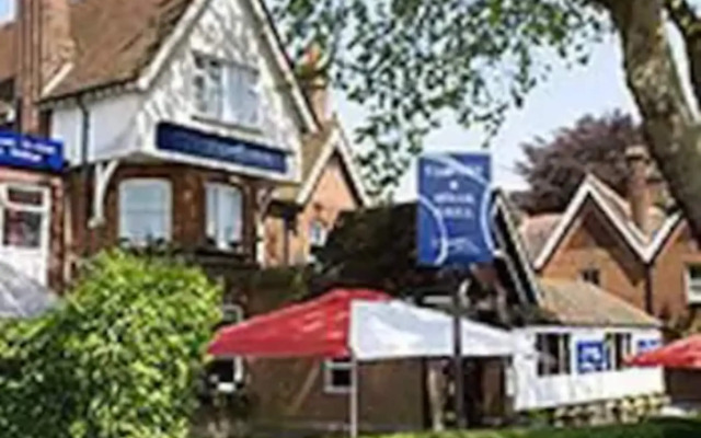 The Victoria Hotel