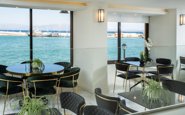 Pantheon City Hotel