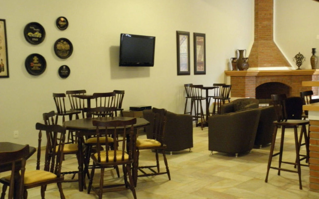El Shadai Park Hotel
