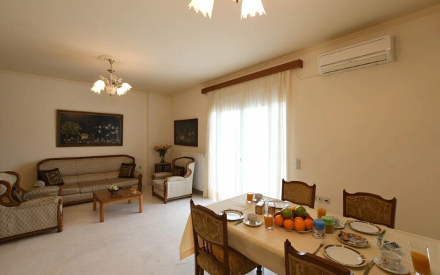 Lukas Apartment