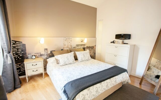 Cayres Suites Carmo