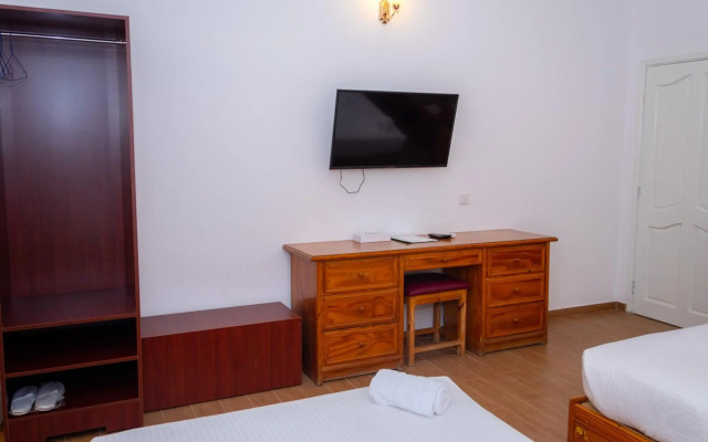Fujairah Hotel & Resort