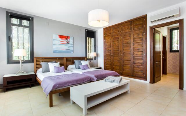 TH06-Villa Cristal in Miami Playa