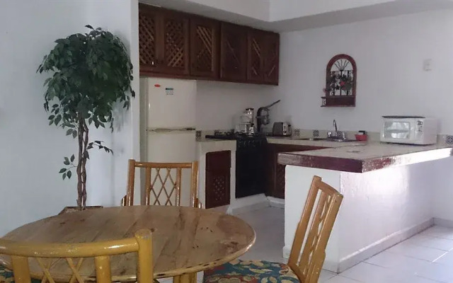 Los Tules Resort