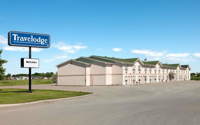 Travelodge Brooks AB