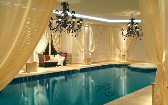 InterContinental Chantilly Chateau Mont Royal by IHG