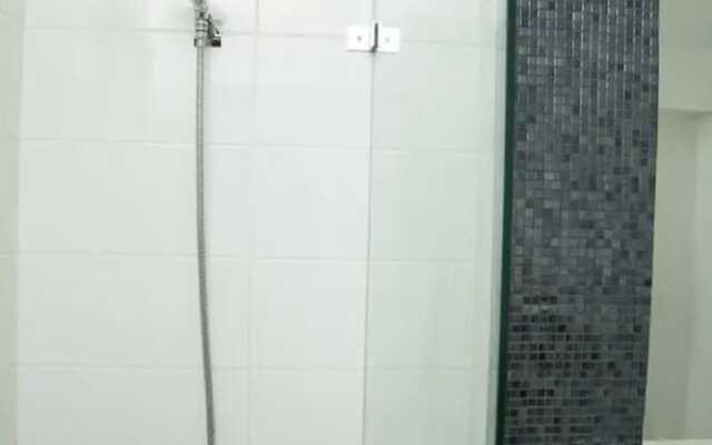 Stylish Chic 2BR Bauhaus Ap Heart of TLV