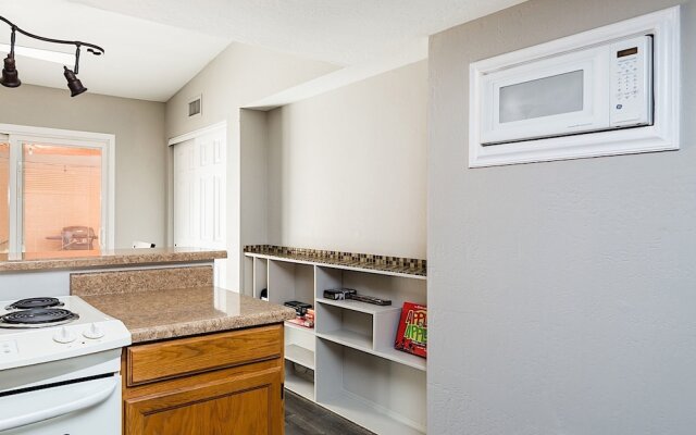 South Scottsdale Townhome - 2 Bedroom