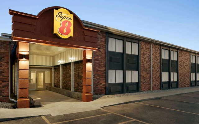 Super 8 by Wyndham Des Moines