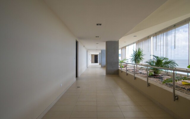 Blue Mall Residence Condos